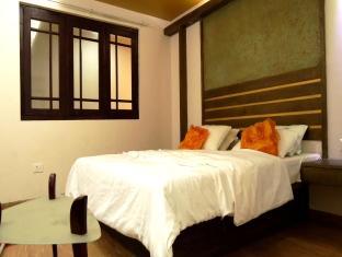 Hotel Grand Kashmir